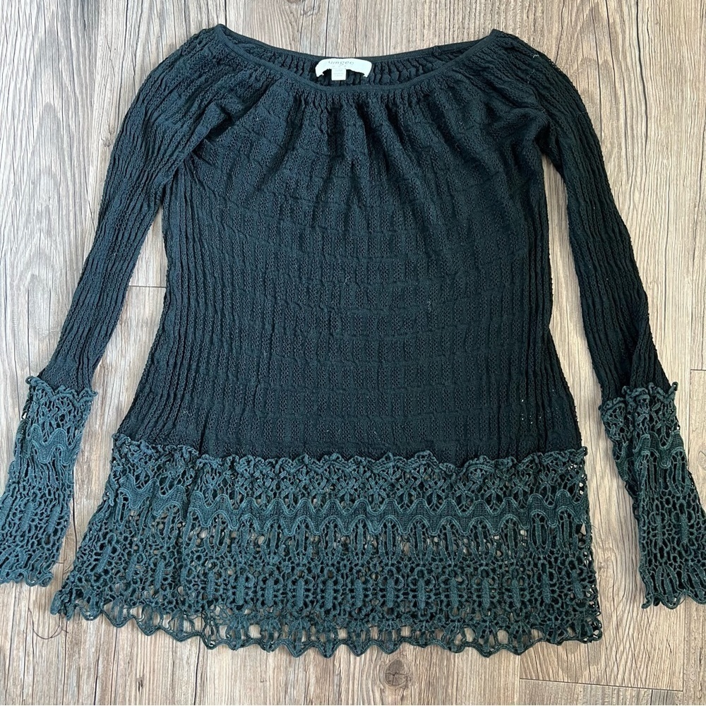 Umgee Off Shoulder Lace Crochet Hem Detail Top